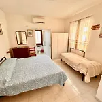La Casa Di Angelo Al Primo Piano Con Aria Condizionata *
