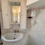 La Casa Di Angelo Al Primo Piano Con Aria Condizionata